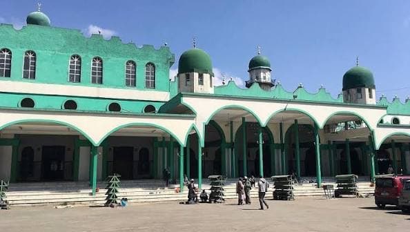 Grand Anwar Mosque